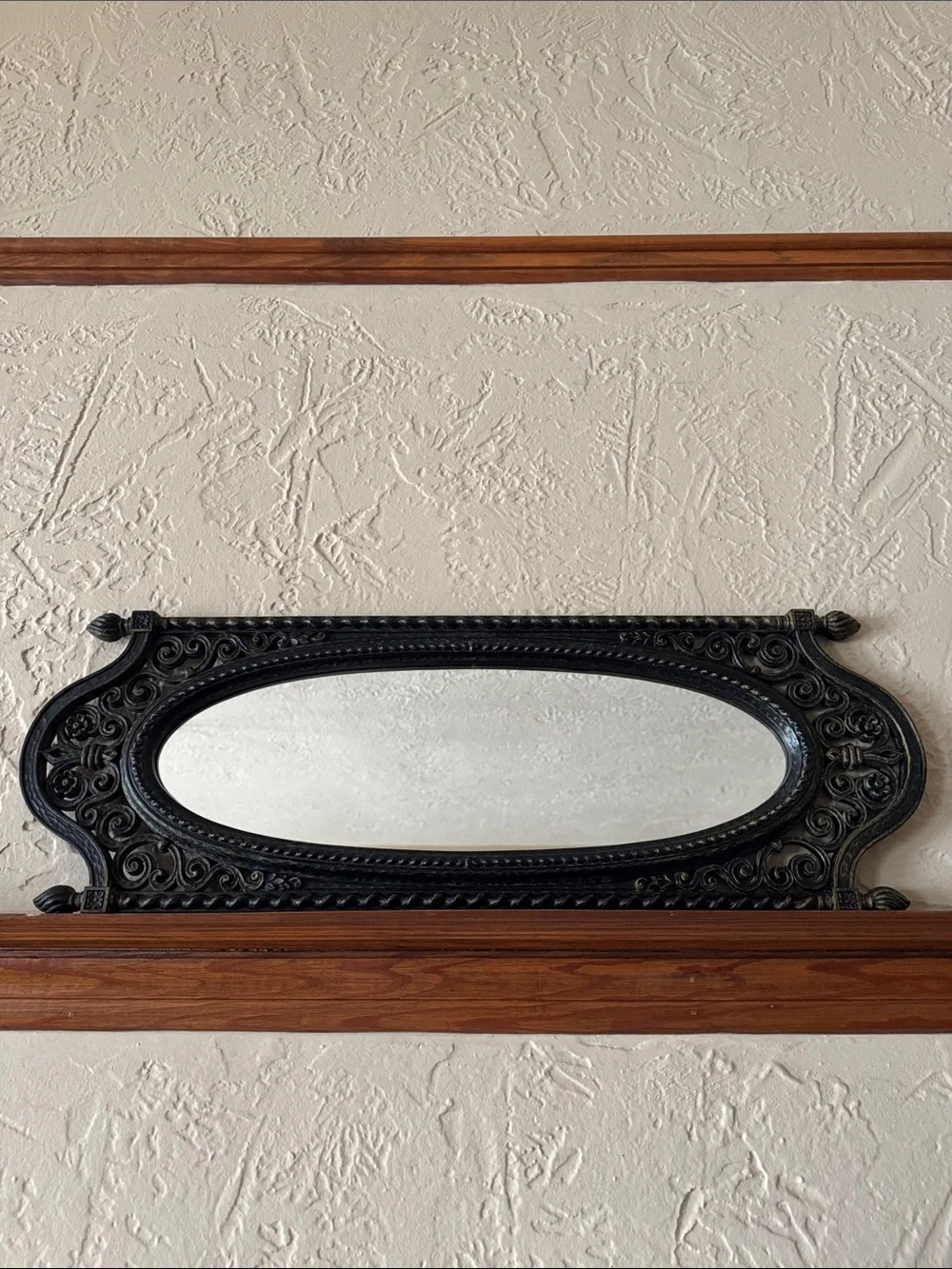 Vintage Homco Ornate Oval Mirror with Black & Gold Frame
